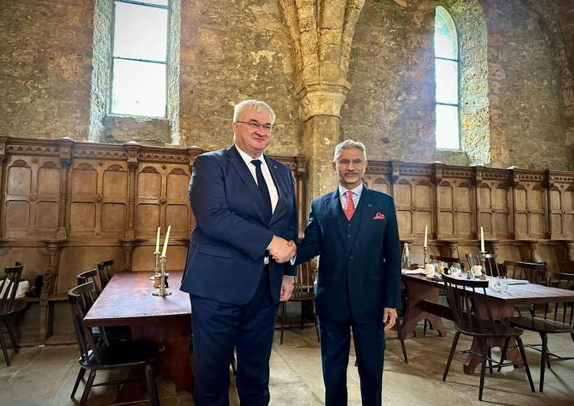 जी7 बैठक में जयशंकर-सिबिहा मुलाकात (तस्वीर क्रेडिट@rashtra_press)