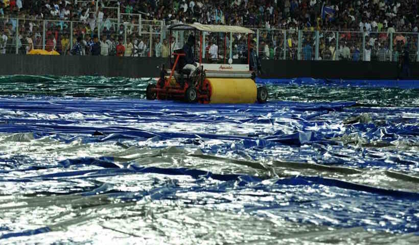 बारिश के कारण केकेआर और पंजाब किंग्स के बीच का मुकाबला रद्द (तस्वीर क्रेडिट@Khuni3213)