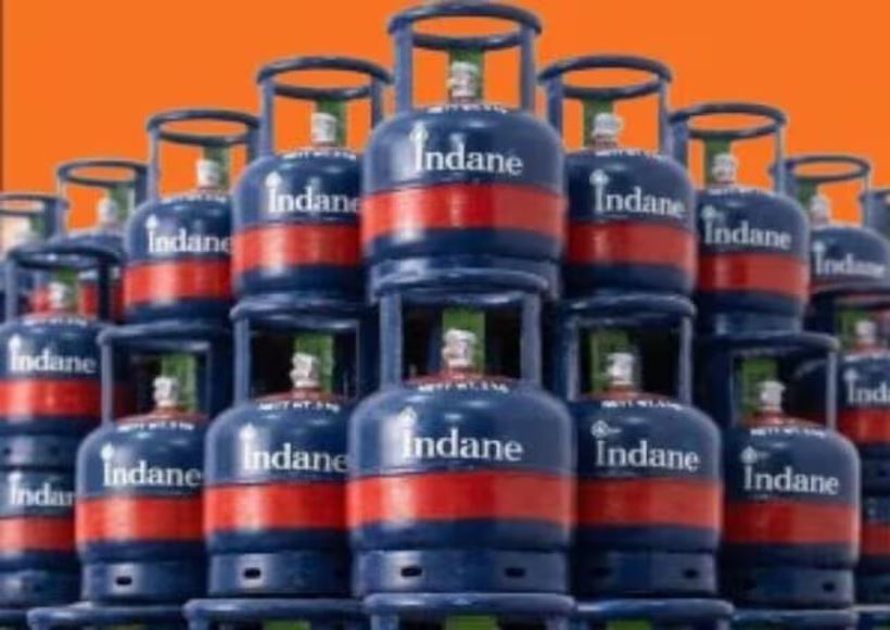 केंद्र सरकार ने 5 किलो फ्री एलपीजी सिलेंडरों की सप्लाई दोगुनी की (तस्वीर क्रेडिट@airnews_chd)