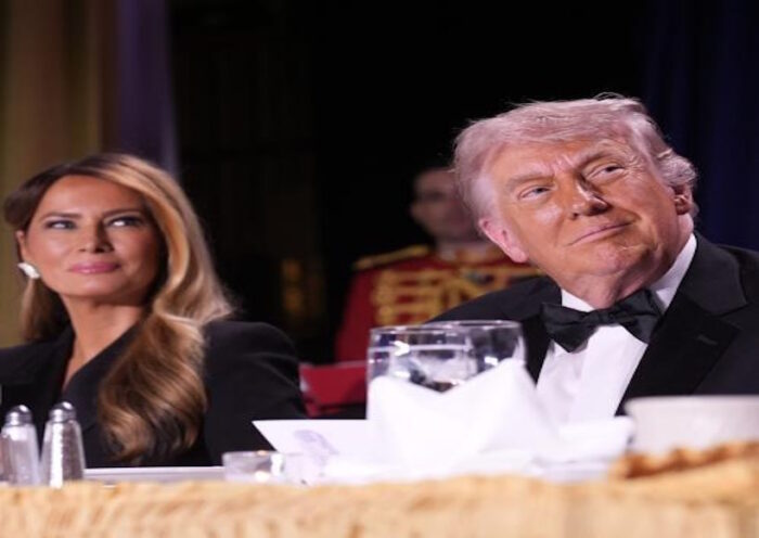 अमेरिकी राष्ट्रपति डोनाल्ड ट्रंप (तस्वीर क्रेडिट@EntertainMeHub)