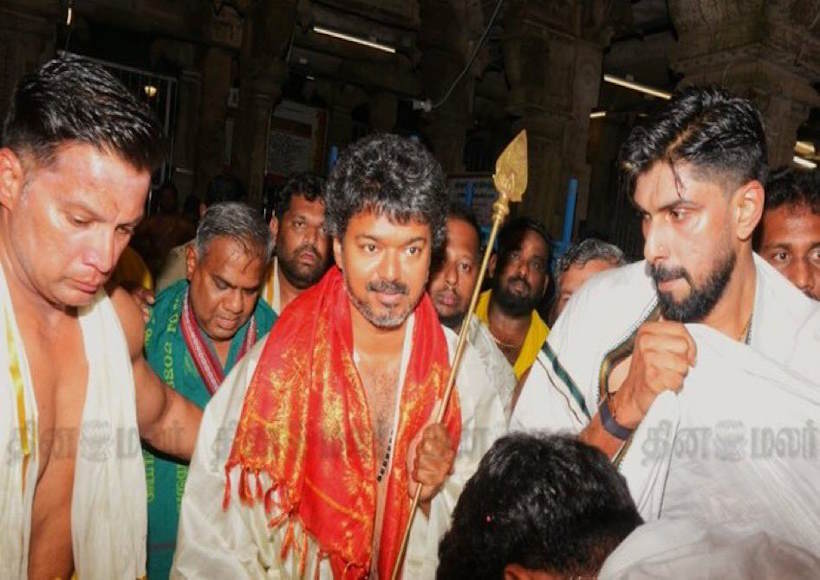 चुनाव के बाद अभिनेता-राजनेता विजय का तिरुचेंदूर मंदिर दौरा (तस्वीर क्रेडिट@sri50)