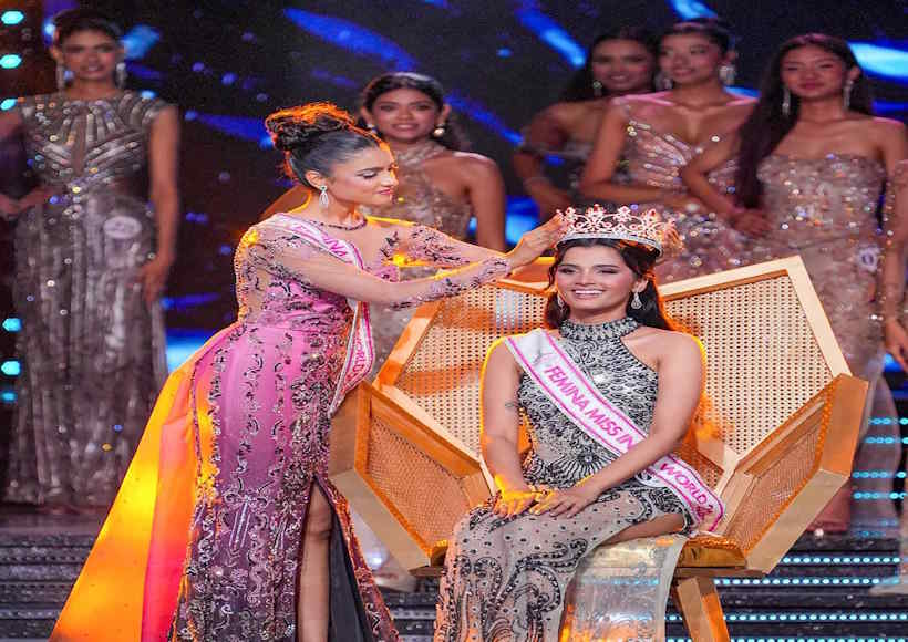 गोवा की साध्वी सतीश सैल बनीं ‘फेमिना मिस इंडिया 2026 (तस्वीर क्रेडिट@Surender_10K)