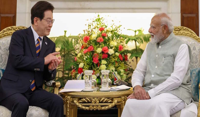 दक्षिण कोरिया के राष्ट्रपति ली जे-म्युंग और भारतीय प्रधानमंत्री नरेंद्र मोदी (तस्वीर क्रेडिट@tulsi_silawat)