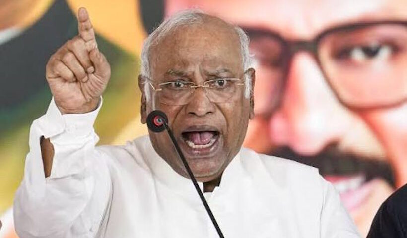 कांग्रेस अध्यक्ष मल्लिकार्जुन खड़गे (तस्वीर क्रेडिट@Anand_thunder)