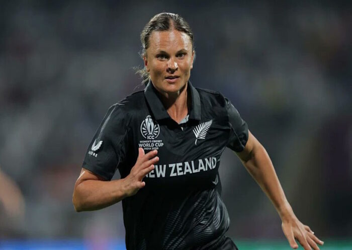 न्यूजीलैंड महिला क्रिकेट की दिग्गज खिलाड़ी सूजी बेट्स (तस्वीर क्रेडिट@ShakeelktkKhan)