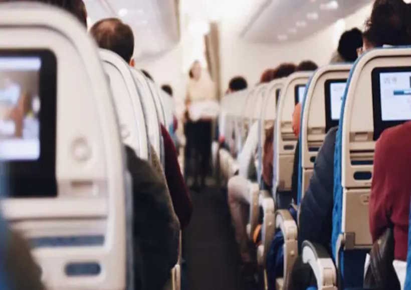 एयरलाइन कंपनियों के विरोध के बाद सरकार ने 60% मुफ्त सीट चयन नियम को फिलहाल रोक दिया
