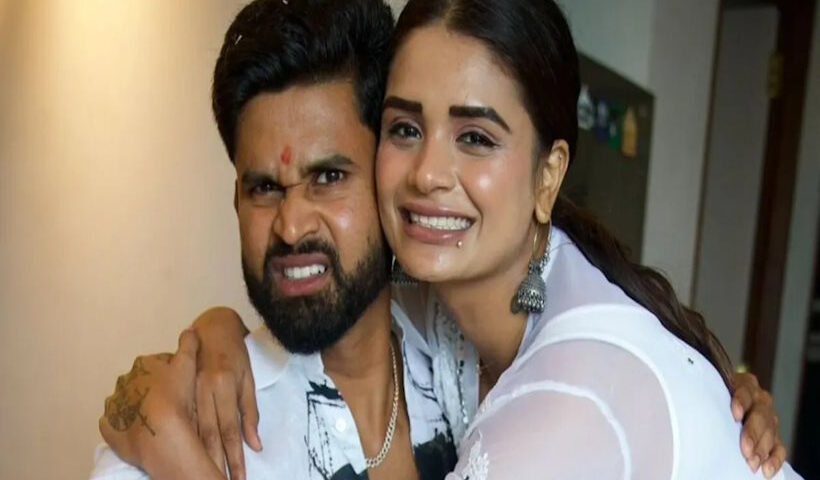 श्रेयस अय्यर और श्रेष्ठा अय्यर