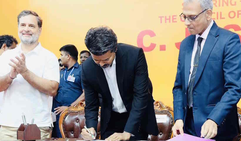 तमिलनाडु विधानसभा में गूँजा विजय का नाम (तस्वीर क्रेडिट@Deepeshpatel87)