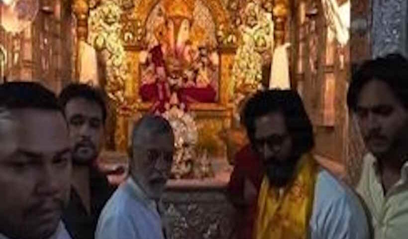 ‘राजा शिवाजी’ की सफलता के बाद रितेश देशमुख ने लिया गणपति बप्पा का आशीर्वाद (तस्वीर क्रेडिट@rashtra_press)