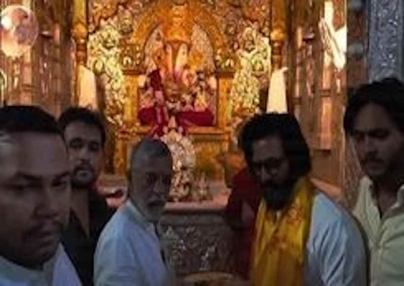 ‘राजा शिवाजी’ की सफलता के बाद रितेश देशमुख ने लिया गणपति बप्पा का आशीर्वाद (तस्वीर क्रेडिट@rashtra_press)