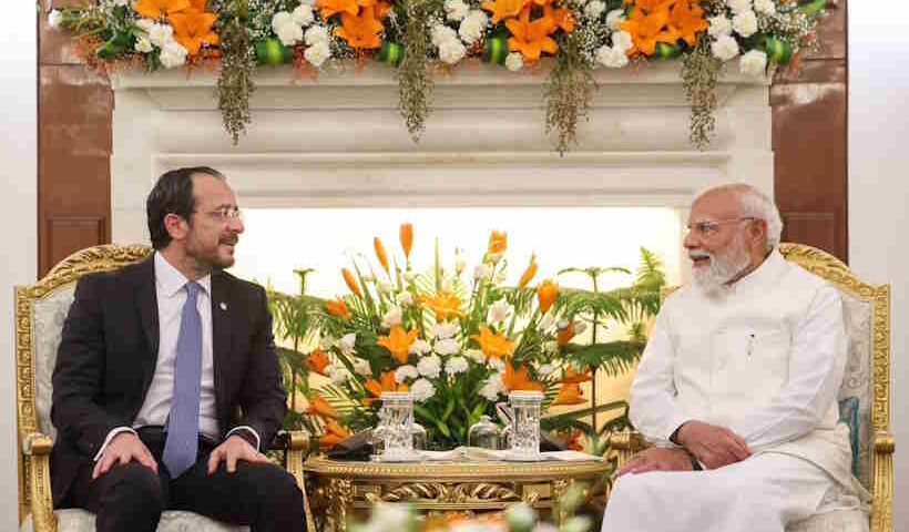 प्रधानमंत्री मोदी और राष्ट्रपति क्रिस्टोडौलिड्स (तस्वीर क्रेडिट@UnitedBharatUP)