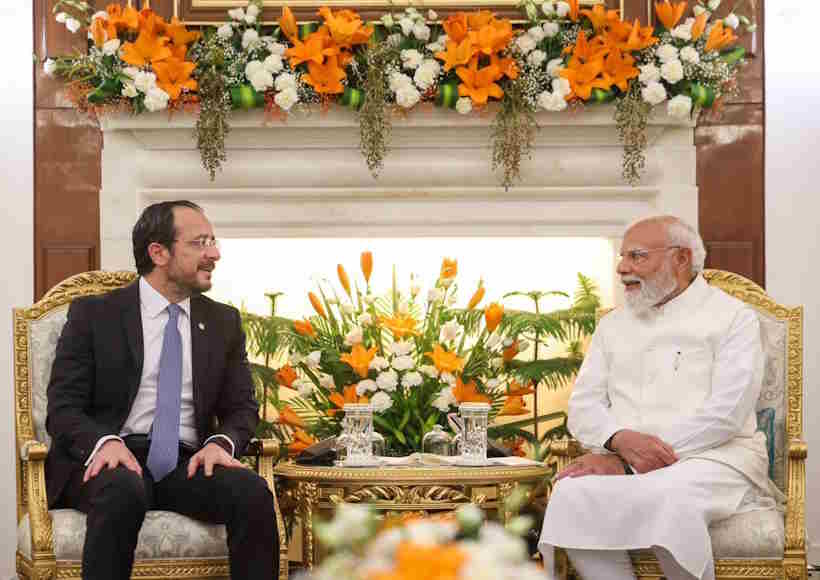 प्रधानमंत्री मोदी और राष्ट्रपति क्रिस्टोडौलिड्स (तस्वीर क्रेडिट@UnitedBharatUP)