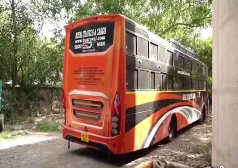 दिल्ली में चलती बस में महिला से सामूहिक दुष्कर्म का आरोप (तस्वीर क्रेडिट@Saharshaikfans)