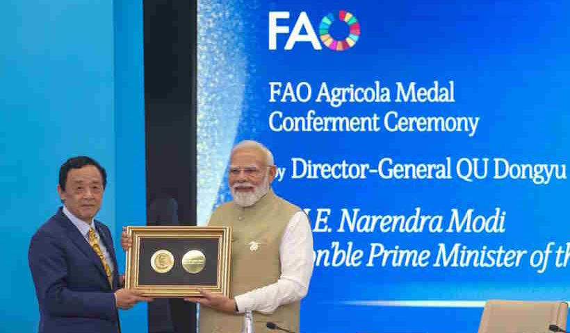 खाद्य सुरक्षा और किसानों के कल्याण में योगदान के लिए प्रधानमंत्री मोदी को मिला एफएओ का सर्वोच्च 'एग्रीकोला मेडल' सम्मान (तस्वीर क्रेडिट@AmitShah)