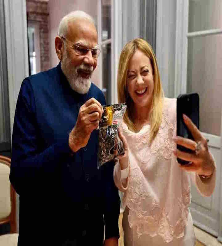 पीएम मोदी और जॉर्जिया मेलोनी का वीडियो हुआ वायरल (तस्वीर क्रेडिट@satya_murthy)