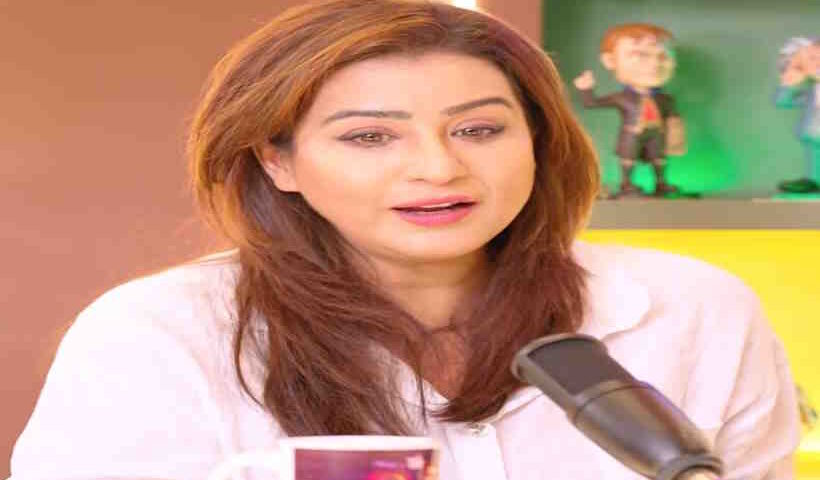 टेलीविजन जगत की चर्चित अभिनेत्री शिल्पा शिंदे (तस्वीर क्रेडिट@NalinisKitchen)