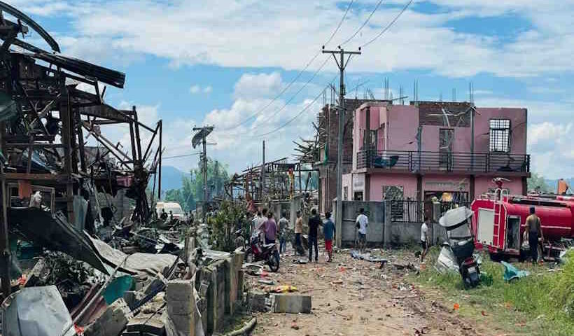 म्यांमार में विस्फोटकों के गोदाम में भीषण धमाका,45 से अधिक लोगों की मौत,दर्जनों घायल (तस्वीर क्रेडिट@geotechwar)