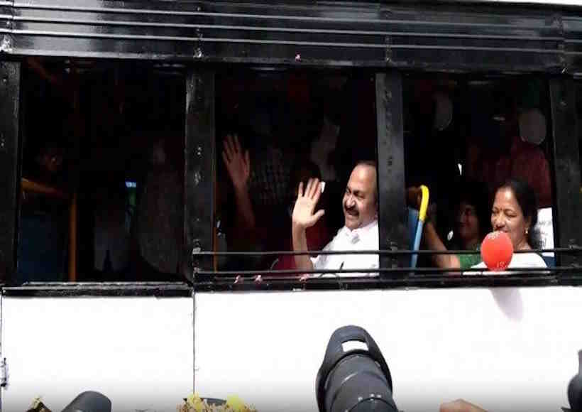 केरल परिवहन निगम की बसों में महिलाओं के लिए मुफ्त बस यात्रा योजना शुरू (तस्वीर क्रेडिट@rashtra_press)