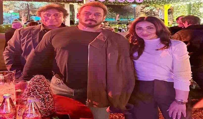 सलमान खान की करीबी दोस्त कुमुद राणे के निधन से शोक में डूबा खान परिवार (तस्वीर क्रेडिट@neelikhan7786)