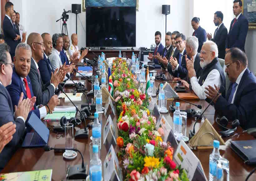 प्रधानमंत्री नरेंद्र मोदी के सेशेल्स दौरे से भारत की समुद्री कूटनीति को मिली नई मजबूती (तस्वीर क्रेडिट@narendramodi)