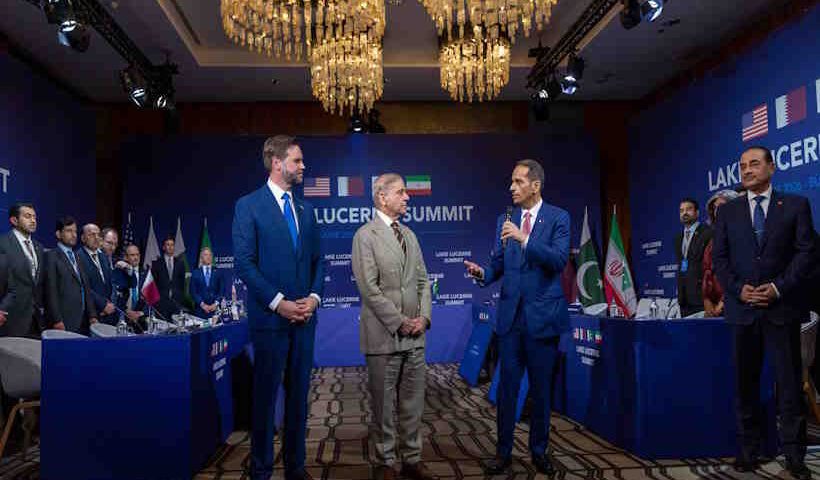 स्विट्जरलैंड में देर रात तक चली अमेरिका-ईरान वार्ता (तस्वीर क्रेडिट@MofaQatar_EN)
