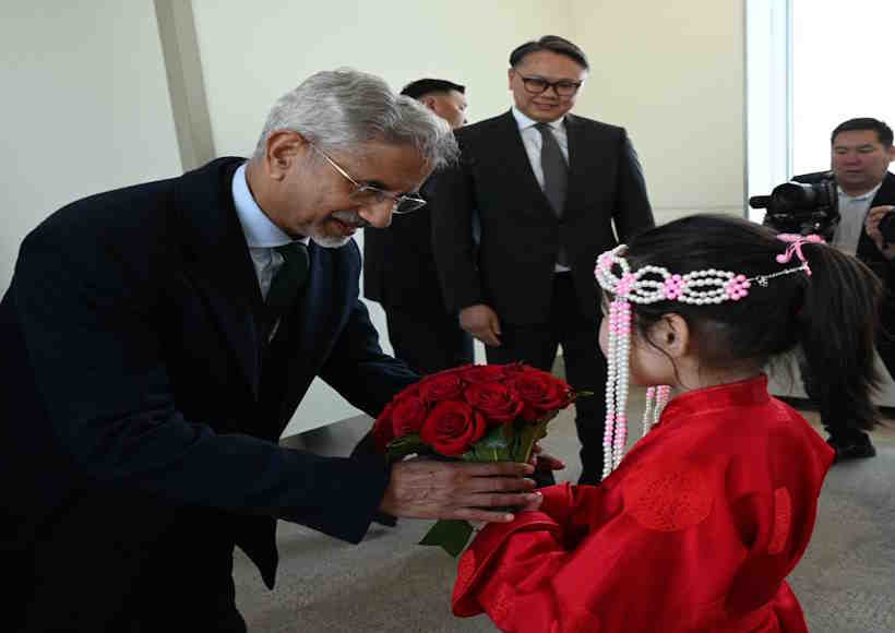 मंगोलिया पहुँचे भारत के विदेश मंत्री एस जयशंकर (तस्वीर क्रेडिट@DrSJaishankar)