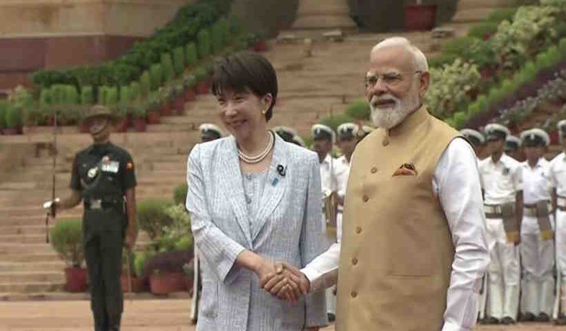 जापान की प्रधानमंत्री साने ताकाइची और प्रधानमंत्री नरेंद्र मोदी(तस्वीर क्रेडिट@rashtra_press)