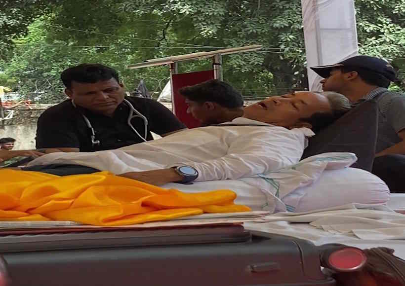 सोनम वांगचुक को अस्पताल ले जाने पर सियासी संग्राम तेज (तस्वीर क्रेडिट@iamAKstalin)