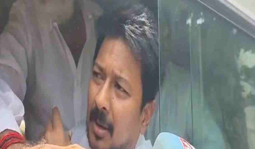 मुख्यमंत्री विजय और अभिनेत्री तृषा पर कथित टिप्पणी के मामले में उदयनिधि स्टालिन से पूछताछ (तस्वीर क्रेडिट@rashtra_press)