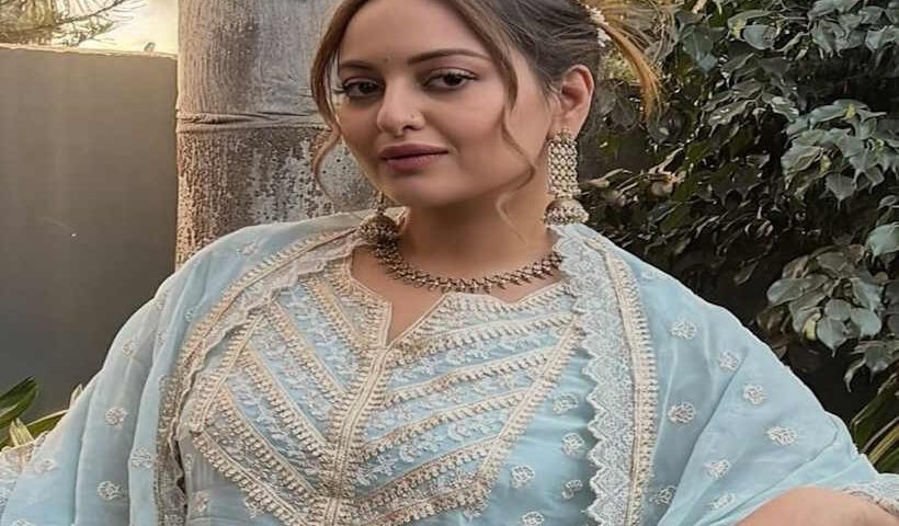 सोनाक्षी सिन्हा (तस्वीर क्रेडिट@RADHIKA_INF)