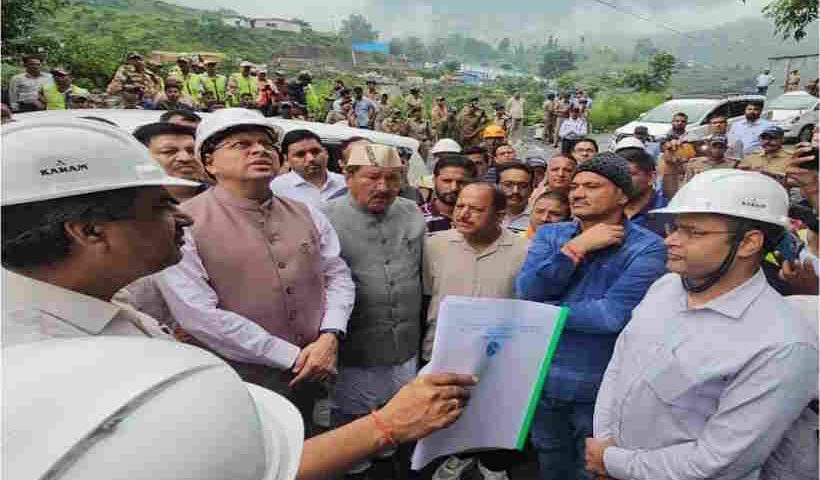 सीएम धामी ने किया मायापुर टनल हादसा स्थल का निरीक्षण (तस्वीर क्रेडिट@indian_RSingh)