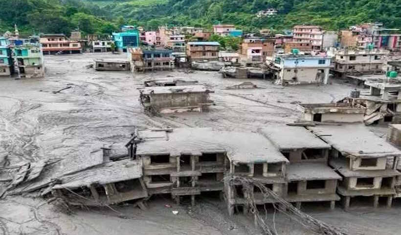 नेपाल बाढ़ त्रासदी (तस्वीर क्रेडिट@MrMishra)