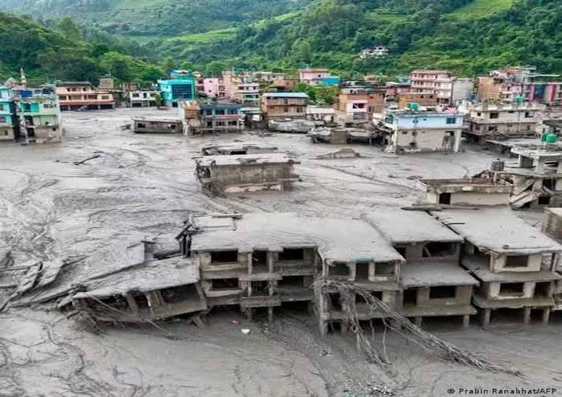 नेपाल बाढ़ त्रासदी (तस्वीर क्रेडिट@MrMishra)