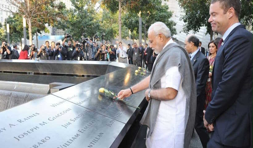 9/11 की 25वीं बरसी पर पीएम मोदी ने पीड़ितों को किया याद (तस्वीर क्रेडिट@narendramodi)