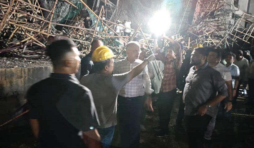 गांधीनगर में निर्माणाधीन इमारत की स्लैब गिरी, 12 से ज्यादा मजदूरों के दबे होने की आशंका (तस्वीर क्रेडिट@sanghaviharsh)