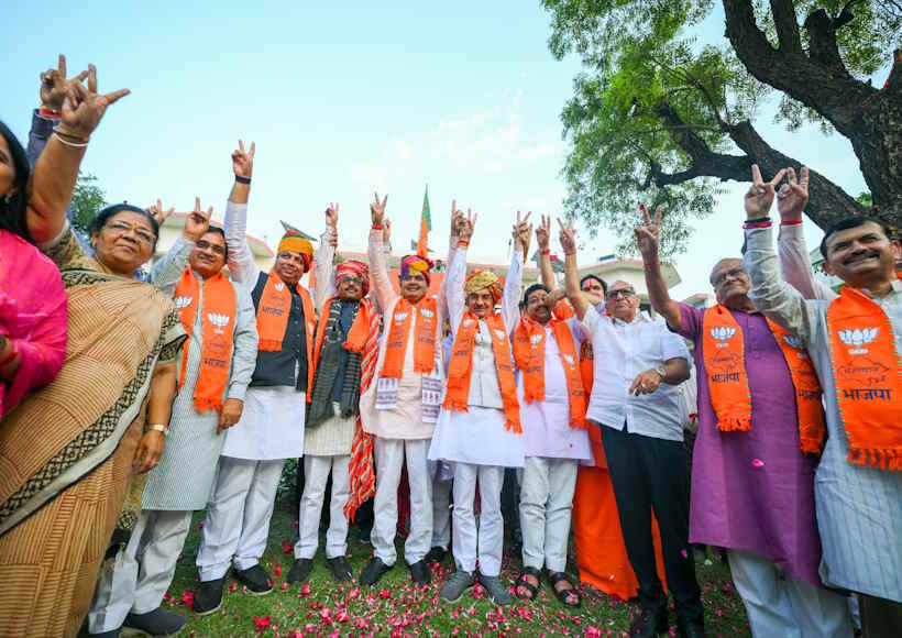 राजस्थान निकाय चुनाव में भाजपा-कांग्रेस के बीच काँटे की टक्कर (तस्वीर क्रेडिट@BhajanlalBjp)