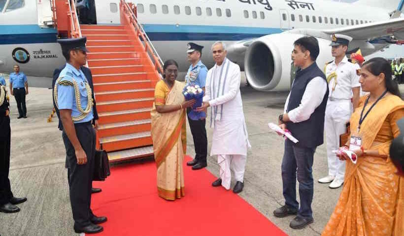 राष्ट्रपति द्रौपदी मुर्मु (तस्वीर क्रेडिट@ransinghBJP)