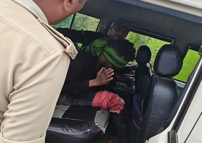 जमुई छात्रा बदसलूकी मामले में बड़ा एक्शन,मुख्य आरोपी नंदन यादव पुलिस मुठभेड़ में घायल (तस्वीर क्रेडिट@sohansingh05)