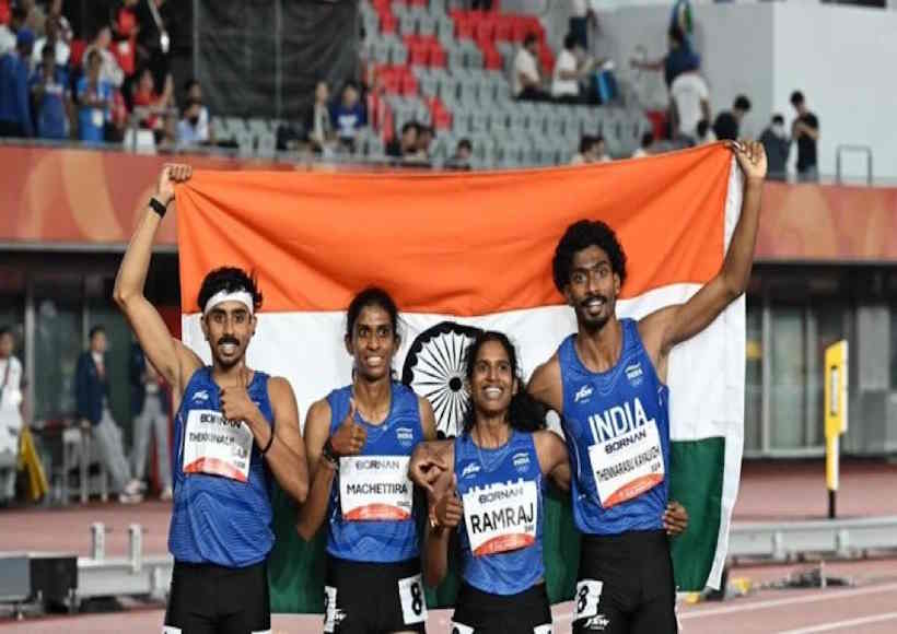 मिक्स्ड 4x400 मीटर रिले में भारत ने जीता सिल्वर (तस्वीर क्रेडिट@airnews_gkp)