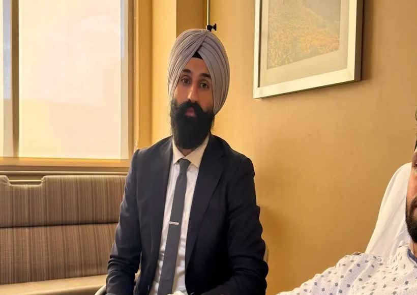 अमेरिका में 'टीम ट्रंप' की 'मिस्टर सिंह' वाली पोस्ट पर विवाद के बीच एक सिख ड्राइवर को 17 बार चाकू मारा गया