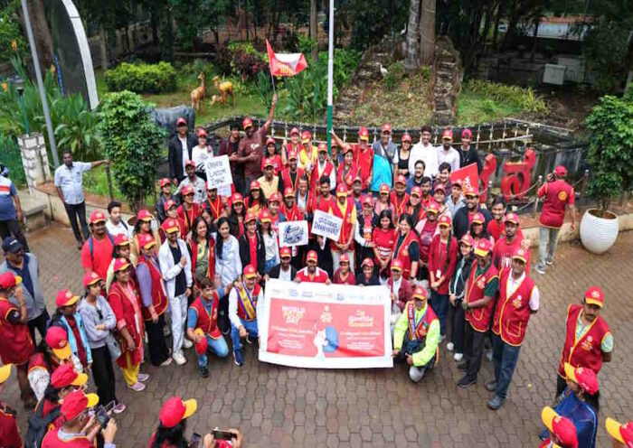 पोलियो-मुक्त दुनिया के प्रति अपनी प्रतिबद्धता को दोहराने के लिए, 21 रोटरी क्लब और 2026–27 के लिए आरआई डिस्ट्रिक्ट गवर्नर एमजी रोड पर एक साथ आए