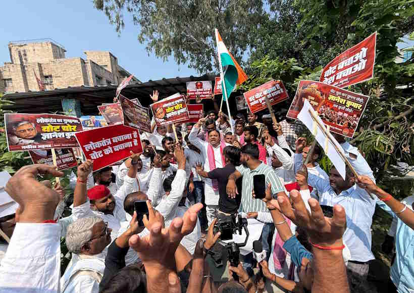 मतदाता सूची विवाद पर देशव्यापी प्रदर्शन की तैयारी (तस्वीर क्रेडिट@nafeesahmadsp)