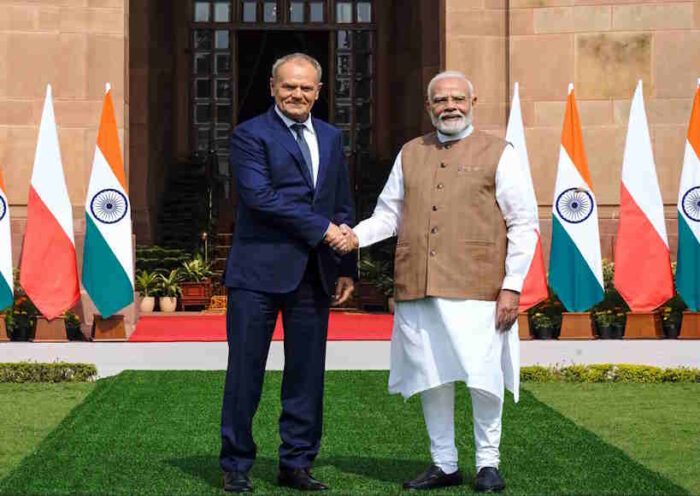 पीएम नरेंद्र मोदी और पोलैंड के प्रधानमंत्री डोनाल्ड टस्क (तस्वीर क्रेडिट@ddnewsBihar)