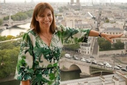 Paris Mayor Anne Hidalgo