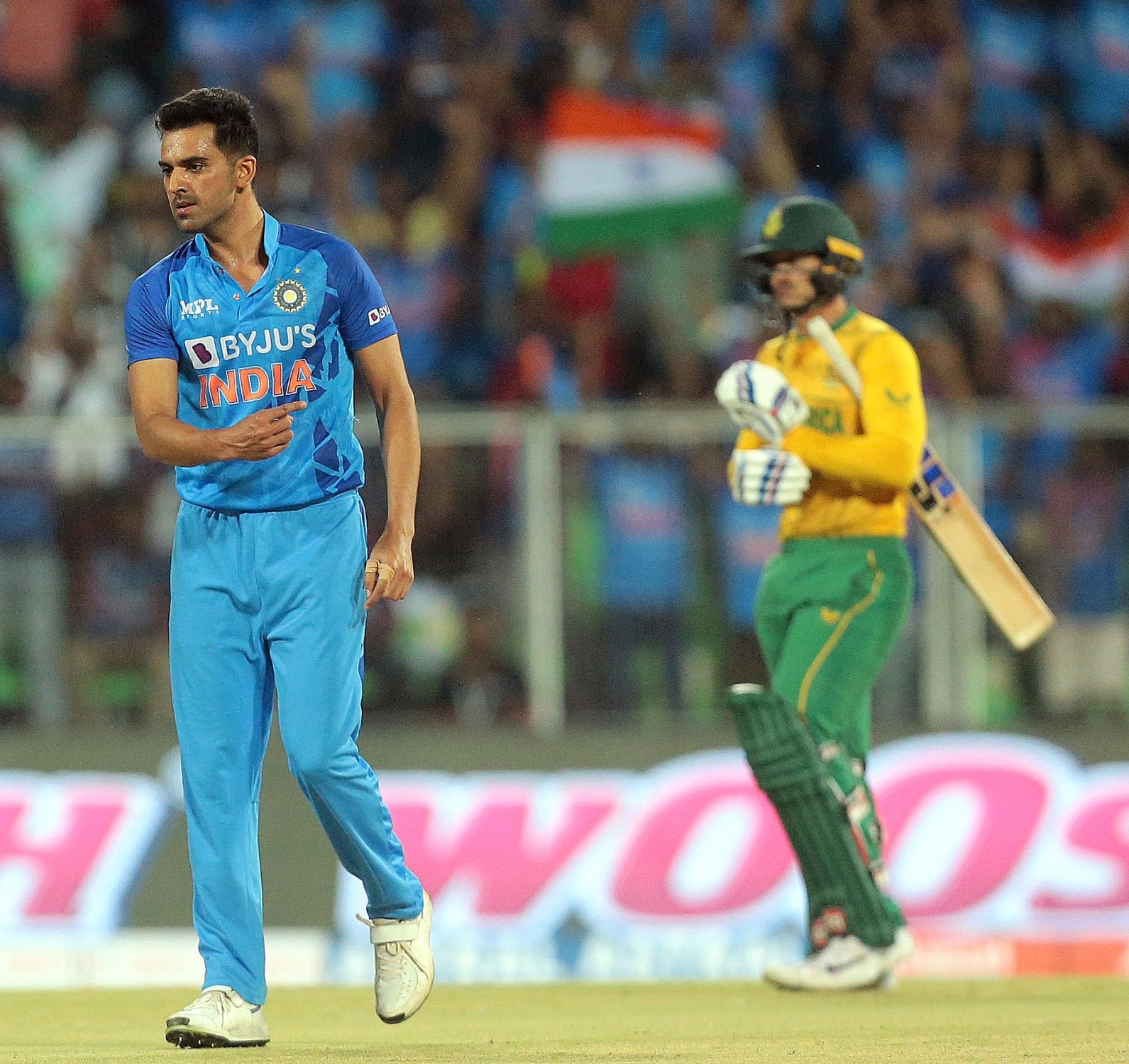 Deepak Chahar celebrates the dismissal of South Africa's Temba Bavuma