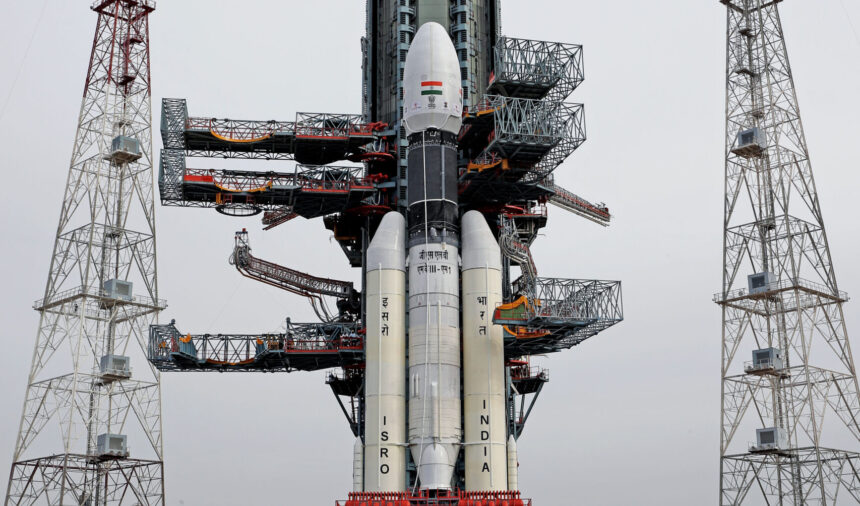 India's heavy rocket 'Bahubali'