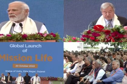 Prime Minister Narendra Modi addressing gathering dignitaries at the launch of Mission Life at Statue of Unity