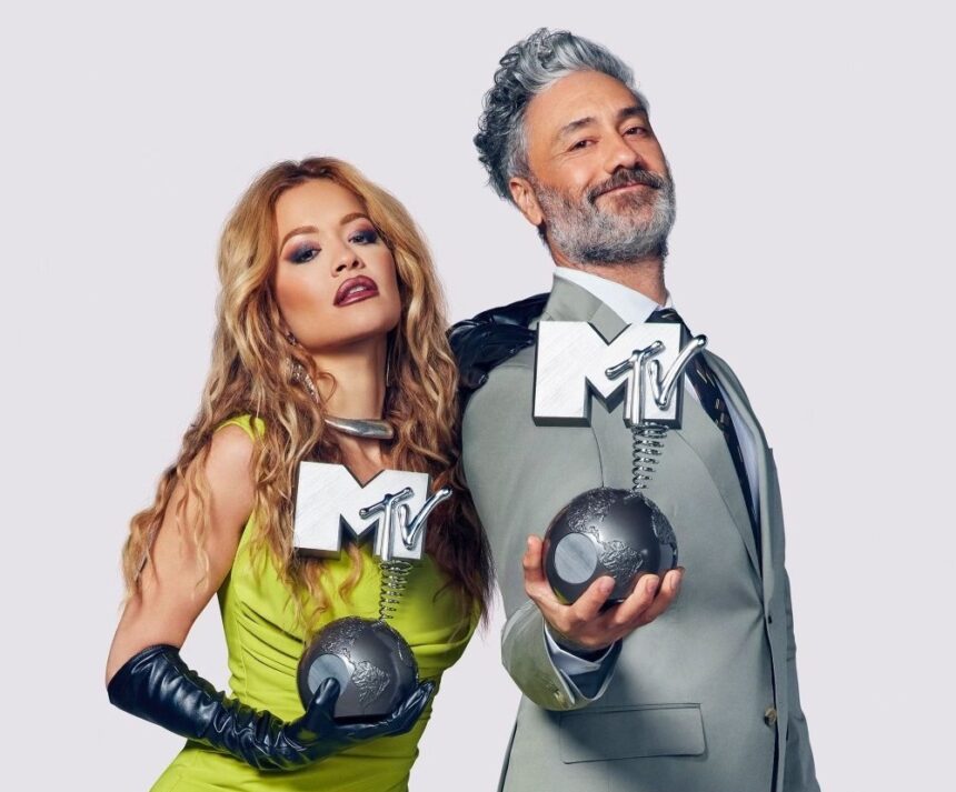 Rita Ora, Taika Waititi