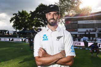 New Zealand batter Daryl Mitchel