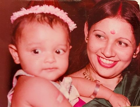 Pooja Kumar pens wonderful tribute to late mom on her b'day!